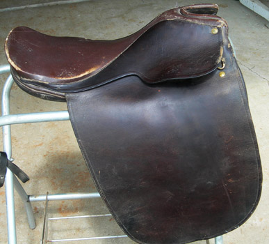 USED 4" CUTBACK ENGLISH SADDLE